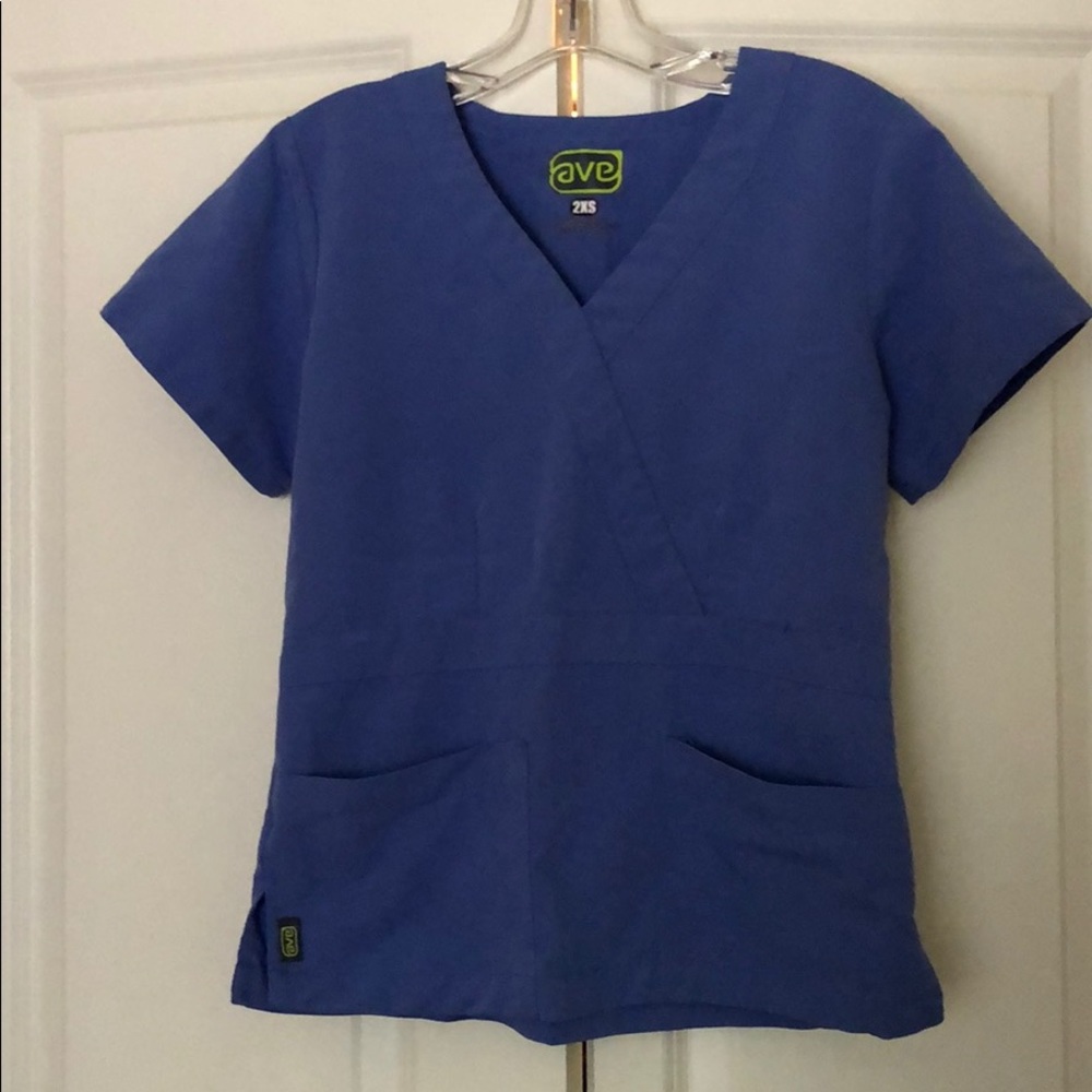 Scrub top